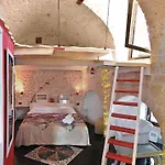 L'angolo Di Gaudi, Casa Mila Bed & Breakfast 3*