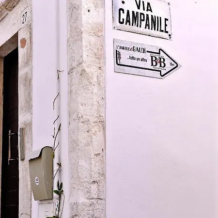 L'angolo Di Gaudi, Casa Mila 3*