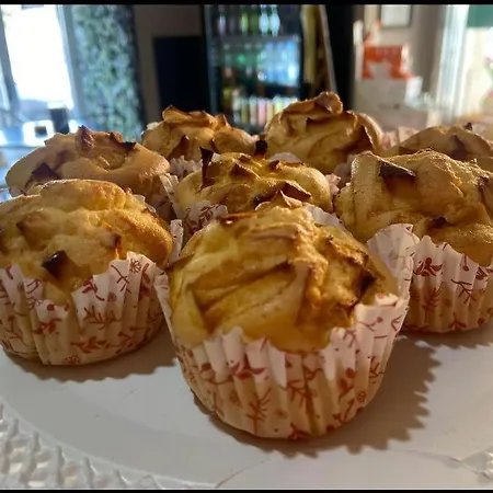 L'angolo Di Gaudi, Casa Mila לינה וארוחת בוקר